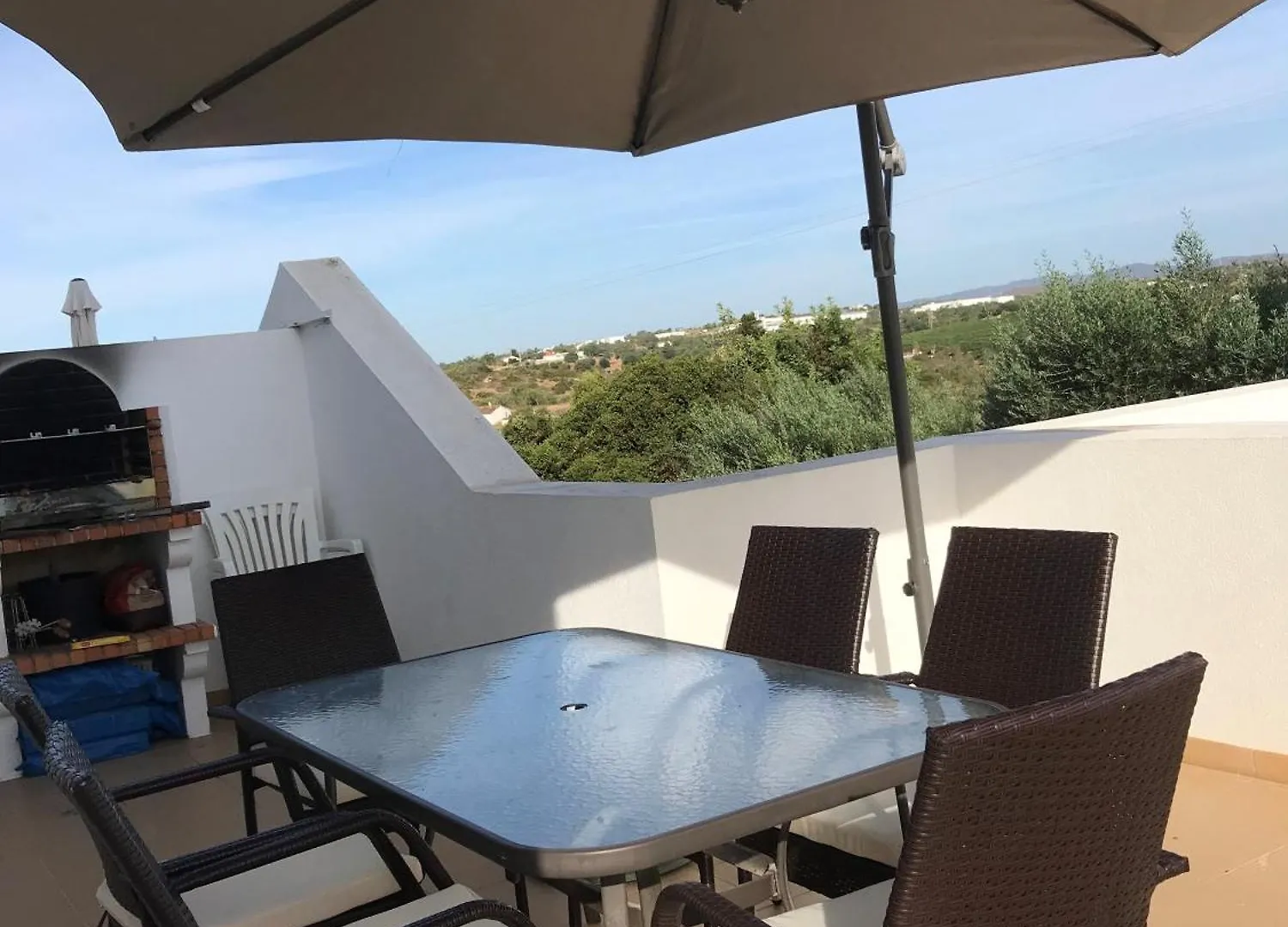 Casa Tedi, Alto Do Perogil, Tavira - 3 Bedroom, 3 Bathroom Villa, Large Pool, Exquisite Gardens & Air-Conditioning