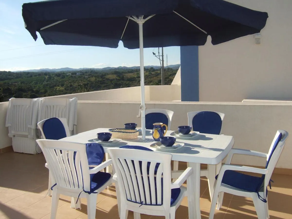 Casa Tedi: Luxurious Villa with Pool and Gardens in Tavira Holiday home