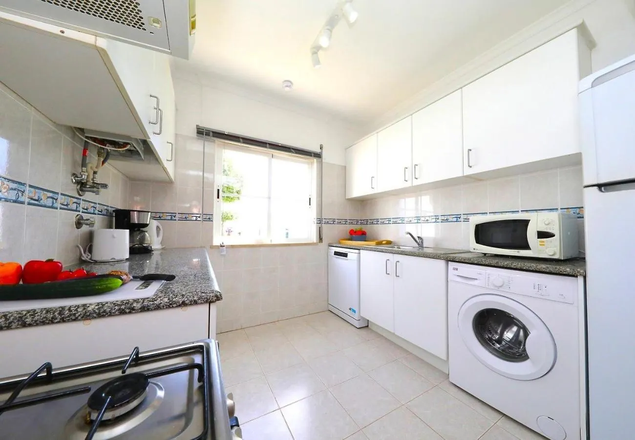Casa Tedi: Luxurious Villa with Pool and Gardens in Tavira Holiday home
